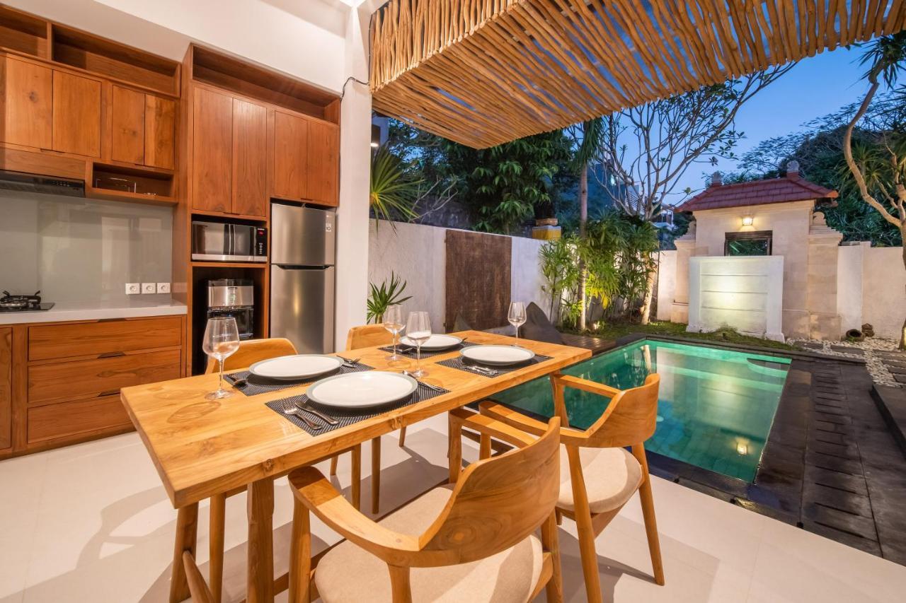 Villa Banua Seminyak Exterior foto