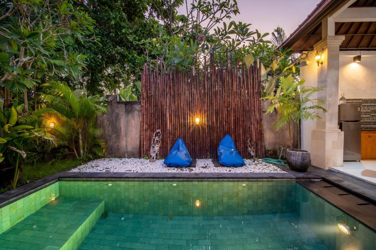 Villa Banua Seminyak Exterior foto