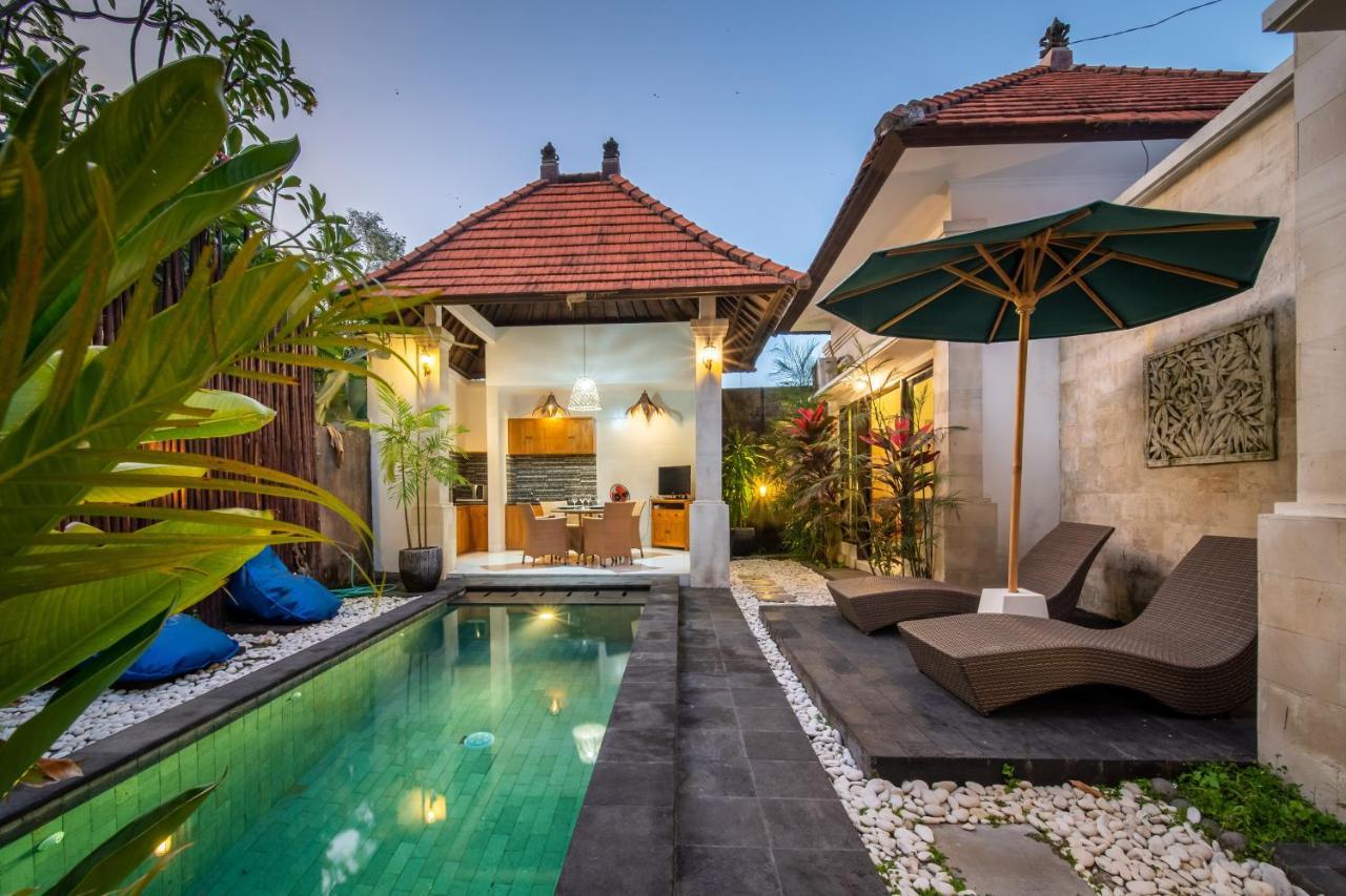 Villa Banua Seminyak Exterior foto