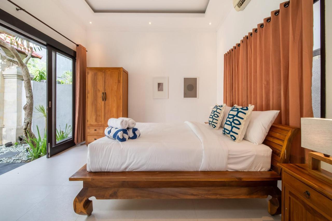 Villa Banua Seminyak Exterior foto